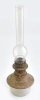 Régi petróleumlámpa, cilinderrel, rozsdafoltos fém szerelékkel, kis csorbákkal m: 46 cm