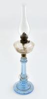 Régi petróleumlámpa, cilinderrel, rozsdafoltos fém szerelékkel, kis csorbákkal m: 50 cm