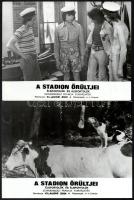 cca 1972 ,,A stadion őrültjei - élsportolók és álsportolók című francia filmvígjáték jelenetei és szereplői, 23 db vintage produkciós filmfotó, ezüst zselatinos fotópapíron, a használatból eredő - esetleges - kisebb hibákkal, 18x24 cm
