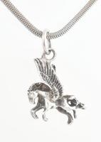 Ezüst(Ag) kígyó nyaklánc Pegazus függővel, jelzett, h. 46,5 cm, 1,8×2,7 cm, nettó: 9,9 g