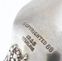 Ezüst(Ag) Breslin díszkanál, jelzett, h: 12,9 cm, nettó: 15,9 g