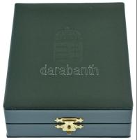 1991. "A Magyar Köztársasági Érdemrend középkeresztje, polgári tagozat" zománcozott Ag kit...