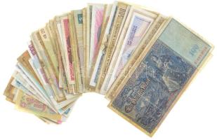 160db-os külföldi bankjegytétel T:vegyes
160pcs foreign banknote lot C:mixed