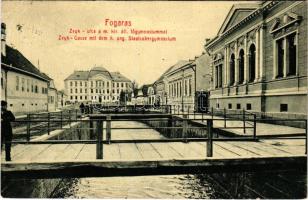 1910 Fogaras, Fagaras; Zeyk utca, M. kir. állami főgimnázium. Thierfeld Dávid kiadása. W.L. Bp. 6092. / Zeyk-Gasse mit dem k. ung. Staatsobergymnasium / street view, grammar school (EK)