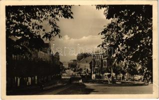 1951 Nagykanisza, utca (gyűrődés / crease)