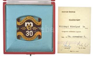 1974. "Magyar Édesipar Törzsgárda 30" egyoldalas, aranyozott, festett plakett eredeti dobozban, adományozói igazolással (50x50mm) T:1