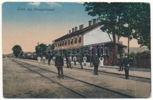 Erzsébetváros, Dumbraveni; vasútállomás, hajtány. Draser Pál kiadása / railway station, draisine (fa)