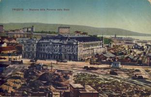 Trieste railwaystation, lumberyard