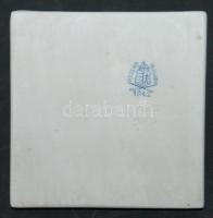 1942 Herendi jelzéssel ellátott porcelán rózsa kis talapzaton (7x7cm)