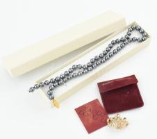 Hematit jellegű gyöngysor, dobozban + Paolo Dorelli tulipános fém bross, eredeti tokban