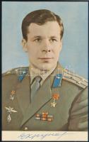 Jevgenyij Hrunov (1933-2000) szovjet űrhajós aláírása képeslapon / Signature of Evgeniy Hrunov (1933-2000) Soviet astronaut on postcard