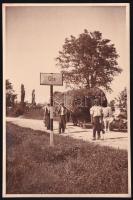 cca 1928 A vas megyei Gór község határánál szénás szekérrel és napszámosokkal, eredeti fotó, jó állapotban, 17,5×11,5 cm