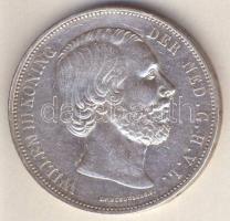 Hollandia 1870. 2 1/2G Ag III.Vilmos T:3 ph