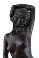 Térdelő akt. Epoxi öntvény, jelzés nélkül. 35 cm