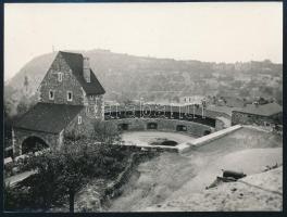 cca 1960 Budapest, építkezés a budai várban, fotó, hátoldalon felirattal, 9×12 cm