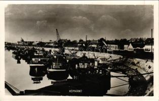 Komárom, Komárnó; kikötő uszályokkal / port with barges (EK)