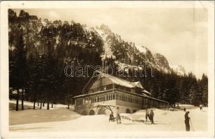 ~1955 Tátra, Magas-Tátra, Vysoké Tatry; Kamzík chata KSTL / Hotel Gemse / Zerge szálló a Tarpataki-völgyben, menedékház, téli sport, síelők / valley, chalet, tourist house, skiing, winter sport (EK)