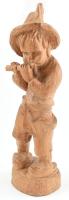 Furulyázó parasztfiú, faragott fa szobor, jelzés nélkül, m: 38 cm