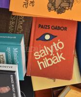 33 db minikönyv, nem szocreál, érdekesek, benne szakácskönyv, Egyetemi Nyomda története, stb jó álla...