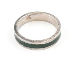 Ezüst (Ag) köves gyűrű, jelzett, m: 57 , bruttó: 4 g