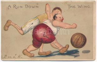 1910 A run down - The wing / Humoros focis képeslap - Dombornyomott / Football humour. Embossed litho (EK)