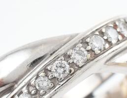 Arany (Au/14k) CHRIST design gyűrű, brillekkel, fehérarany, 15 db brillel ékítve (cca. 0,3ct) m: 51,...