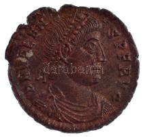 Római Birodalom / Siscia / Valens 364-367. AE3 bronz (2,36g) T:1-,2 patina, kis kitörés Roman Empire / Siscia / Valens 364-367. AE3 bronze DN VALEN-S PF AVG / GLORIA RO-MANORVM - dot - BSISC (2,36g) C:AU,XF patina, cracked RIC IX 5b, type ii.