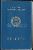 1964 Magyar Népköztársaság által kiállított fényképes útlevél, osztrák vízumbélyegzéssel