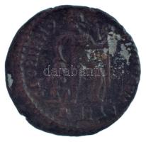 Római Birodalom / Siscia / I. Valentinianus ~364-375. AE3 bronz (2,46g) T:2 patina
Roman Empire / S...