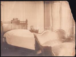 Székely Aladár (1870-1940): Ady Endre Hotelszobája Párizsban a Hotel Európában. Sérült, hiányos 23x17 cm