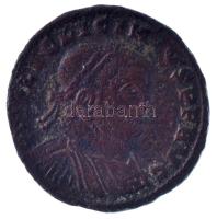 Római Birodalom / Siscia / I. Licinius 308-324. AE Follis bronz (3,17g) T:2- Roman Empire / Siscia / Licinius I 308-324. AE Follis bronze IMP LIC LICINIVS P F AVG / IOVI CONS - ERVATORI - Delta - SIS (3,17g) C:VF RIC VII 234a