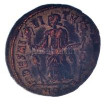 Római Birodalom / Ostia / Maxentius 309-312. AE Follis bronz (5,99g) T:2- karc
Roman Empire / Ostia...