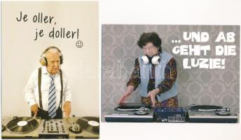 14 db MODERN reklám képeslap idős emberekről / 14 modern advertising postcards of old people