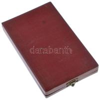 1956. "Felszabadulási emlékverseny Budapest 1956. ápr." díjplakett (175x105mm) T:1-