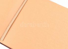 Braille-írásos könyv, kb. 100+ oldal, harántalakú félvászon-kötésben, 28x24 cm