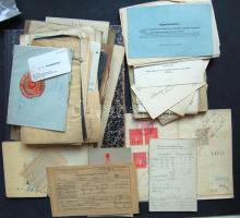 cca 1900-1960 Hagyaték okmány tétel: benne házadókönyvtől a verses kéziratig, ex libris, bizonyítványok