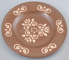 Iparművész kerámia dísz tányér. Jelzett, hibátlan d: 16 cm