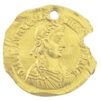 Római Birodalom / Róma / III. Valentinianus 425-426. Solidus Au (4,22g) T:2,2- lyukasztott, kitörés
...