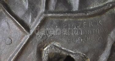 Ficzek Károly ércszoboröntő Budapest: Irredenta szobor. Kopott, sérült, ragasztott, jelzett 24x16x14...