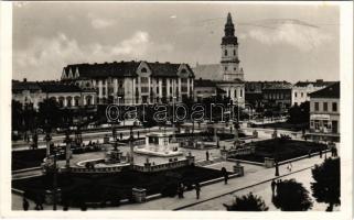 Nagyvárad, Oradea; Szent László tér, Minerva gyógyszertár, étkezde, üzletek / square, pharmacy, shops