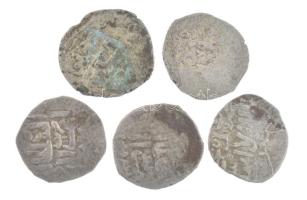 Mameluk Birodalom ~13-15. század Dirham Ag (5xklf) (1,68-3,55g) T:3
Mamluk Sultanate ~13-15. centur...