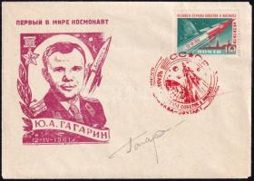 Jurij Alekszejevics Gagarin (1934-1968) szovjet űrhajós autográf aláírása alkalmi borítékon / Autograph signature of Yuriy Alekseyevich Gagarin (1934-1968) Soviet astronaut on special cover