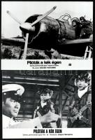 cca 1976 ,,Pilóták a kék égen című japán film jelenetei és szereplői, 8 db produkciós filmfotó nyomdatechnikával sokszorosítva, karton lapra, egyoldalas nyomtatással, + hozzáadva a filmet ismertető leírást, 18x24 cm