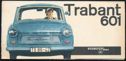 1964 Trabant 601, kihajtható, képekkel illusztrált, magyar nyelvű ismertető prospektus. VEB Sachsenring - Automobilwerke Zwickau, DDR. Jó állapotban, 28,5x20 cm