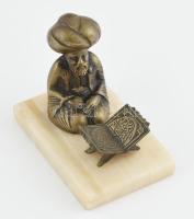 Jelzés nélkül: Naszreddin szúfi hodzsa. Réz, ónis talapzaton, m: 11 cm