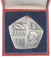 1968. 1918-1968 / MSZMP Központi Bizottsága Agitációs és Propaganda Osztálya ezüstpatinázott bronz plakett (75x78mm) T:2 díszdobozban, adományozóval