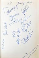 Fügedy Péter: 75 év piros-kékben. Bp., 1986, Népszava - Vasas Sport Club. Kiadói műbőr-kötés, jó áll...