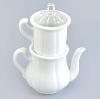 Haas & Czjzek Schlaggenwald fehér mázas porcelán teáskanna, szűrővel, üveg fedővel. Jelzett, a fedőn csorbával, m: 26 cm