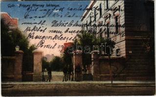 1925 Győr, Frigyes főherceg laktanya, katonák. Szántó Imre kiadása (EK)