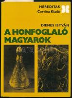 Dienes István: A honfoglaló magyarok. Első kiadás. Fekete-fehér fotókkal illusztrálva. Heredtias. Bp., 1972, Corvina. Fekete-fehér képanyaggal illusztrált. Kiadói papírkötésben.  Benne újságkivágásokkal, és Dienes István (1929-1995) régész, muzeológus saját kezű jegyzeteivel egy papírlapon.